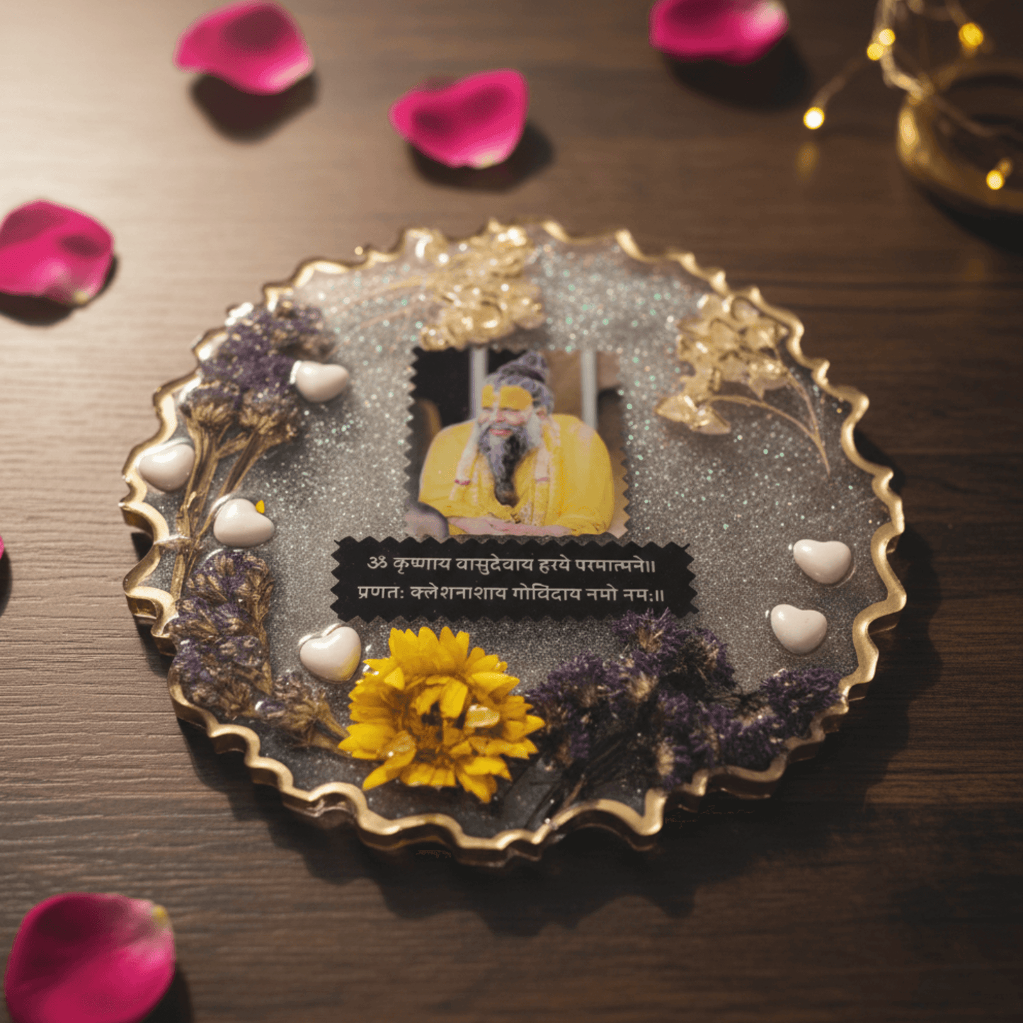 Premanand Maharaj Ji Resin Art Photo Frame with Stand (20×20 cm) | Premium Spiritual Home Décor Showpiece | Devotional Gifting | Love WholeShop